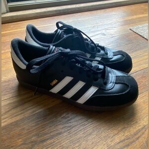 Adidas Sambas NEVER worn! US size 5 1/2. Black OG Sambas with white stripes.